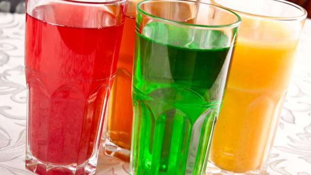 Nước ngọt có ga sẽ nguy hiểm nếu uống cùng các thực phẩm này - Ảnh 3.
