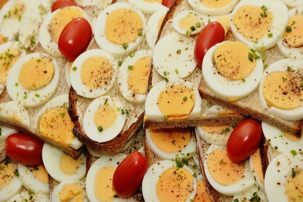 Những thực phẩm nên ăn sau khi nhịn ăn - Ảnh 8.