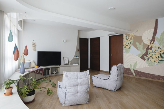 Căn hộ kỳ lạ với phòng khách tròn dành cho những cuộc tụ họp  - Ảnh 3.