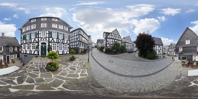 Lạc lối ở thị trấn cổ tích Freudenberg - Ảnh 6.