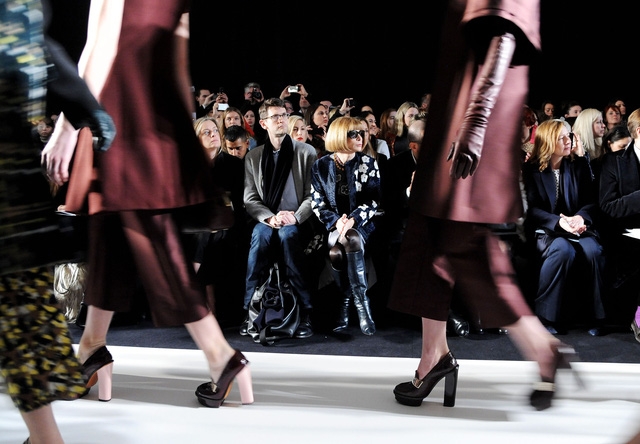 Quyền lực của hàng ghế đầu các show diễn thời trang - Ảnh 2.