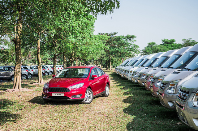 Ford Việt Nam khuyến mãi tháng 11 - Ảnh 3.