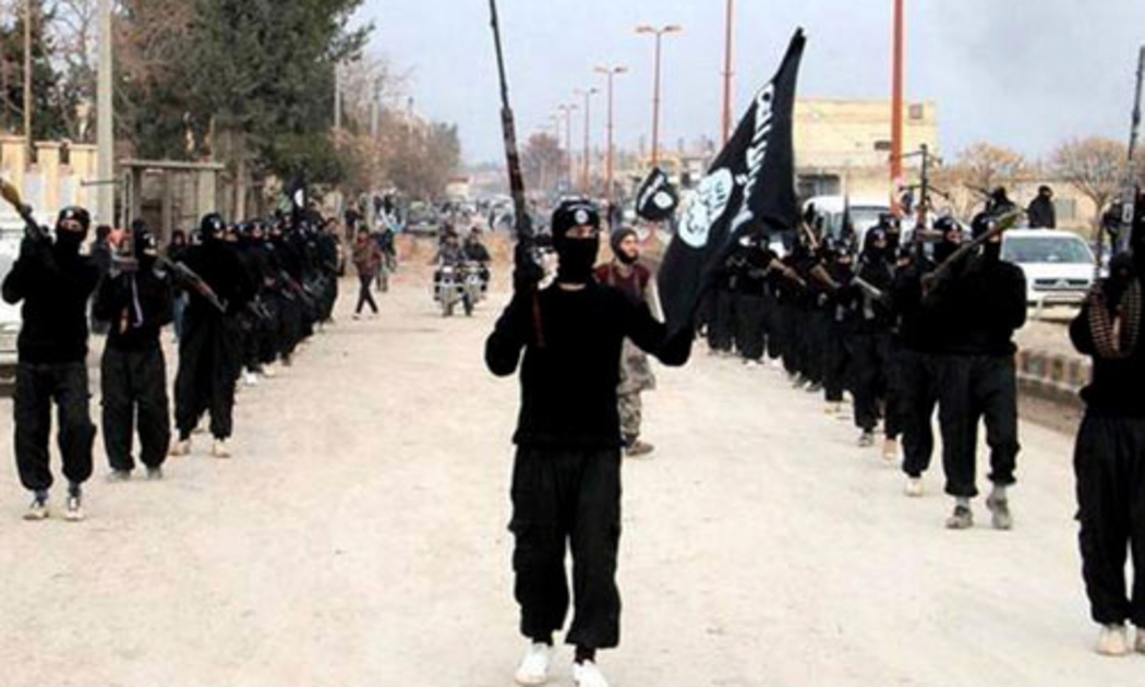 Phiến quân Hồi giáo hiện đang nắm trong tay một khu vực thuộc lãnh thổ Iraq và Syria lớn hơn cả diện tích nước Anh - Ảnh: Bloomberg/AP.