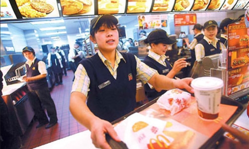 McDonald’s, KFC lại gặp rắc rối với thực phẩm tại Trung Quốc