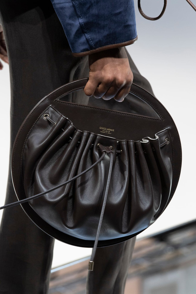 12 chiếc túi đẹp nhất mùa Xuân – Hè 2020 - Ảnh 4.