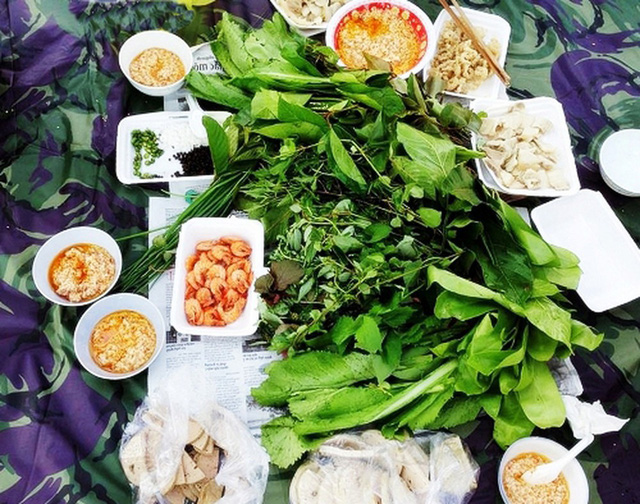 Độc đáo gỏi lá Tây Nguyên - Ảnh 1.