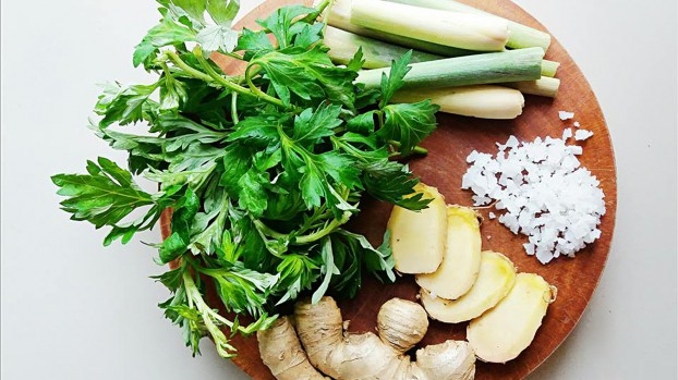 Bài thuốc và mẹo hay trị đau đầu hiệu quả - Ảnh 1.