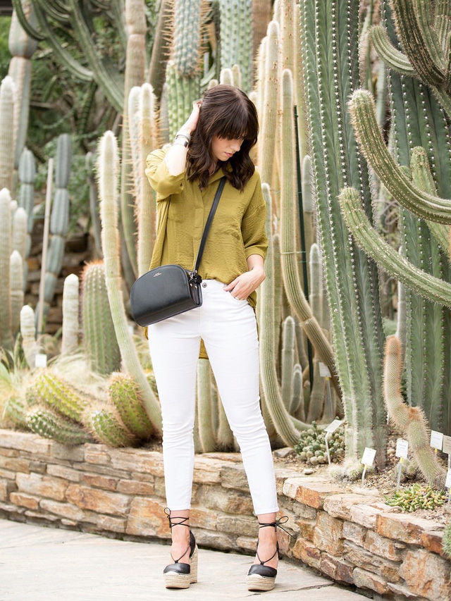 Túi nửa vầng trăng tiếp tục phủ sóng hè này - Ảnh 2.