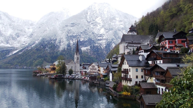 Làng cổ Hallstatt: cổ tích 7.000 năm vẫn tồn tại - Ảnh 2.