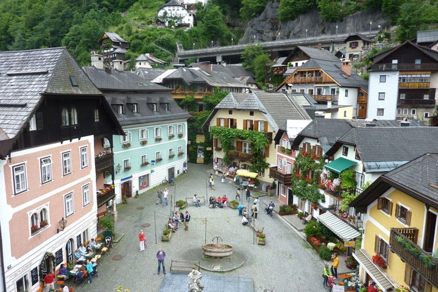 Làng cổ Hallstatt: cổ tích 7.000 năm vẫn tồn tại - Ảnh 3.