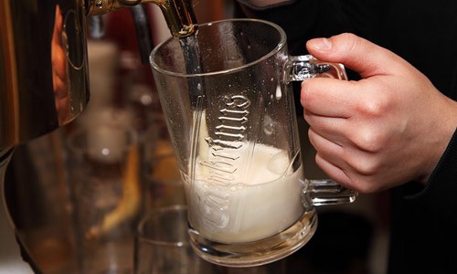 9 tác hại của rượu bạn cần biết - Ảnh 1.