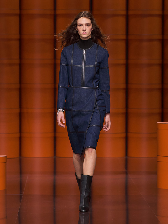 9 xu hướng nổi bật từ sàn diễn Paris Fashion Week 2021 - Ảnh 25.