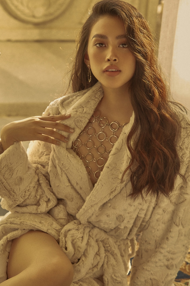 Hoa hậu Tiểu Vy lột xác trong bộ ảnh mới sau khi kết thúc nhiệm kỳ - Ảnh 1.