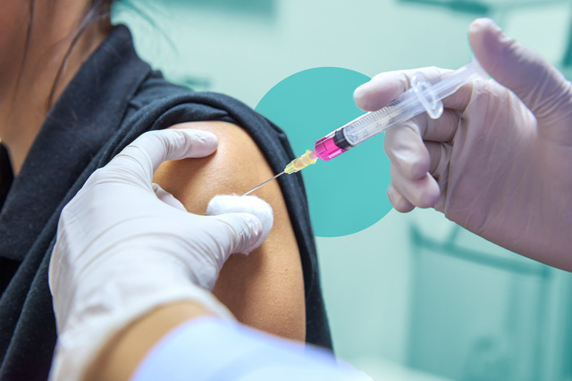 Vaccine Covid-19 đáp ứng tốt với những trường hợp nào? - Ảnh 1.