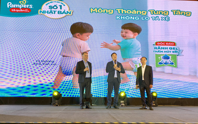 Chọn tã không đúng có thể ảnh hưởng đến khả năng đi lại của trẻ nhỏ - Ảnh 2.