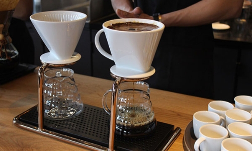 Trải nghiệm cà phê phong cách mới tại Starbucks Somerset