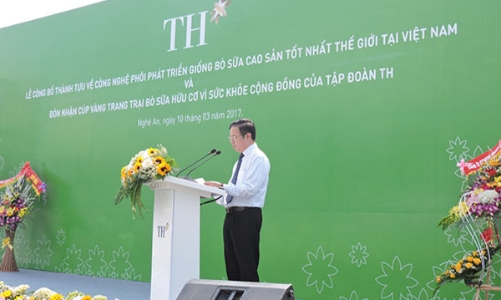 Từ đàn bò giống Mỹ đến những ly sữa hữu cơ tiêu chuẩn châu Âu