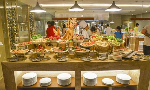 Quây quần gia đình dịp 30/4 tại nhà hàng Central