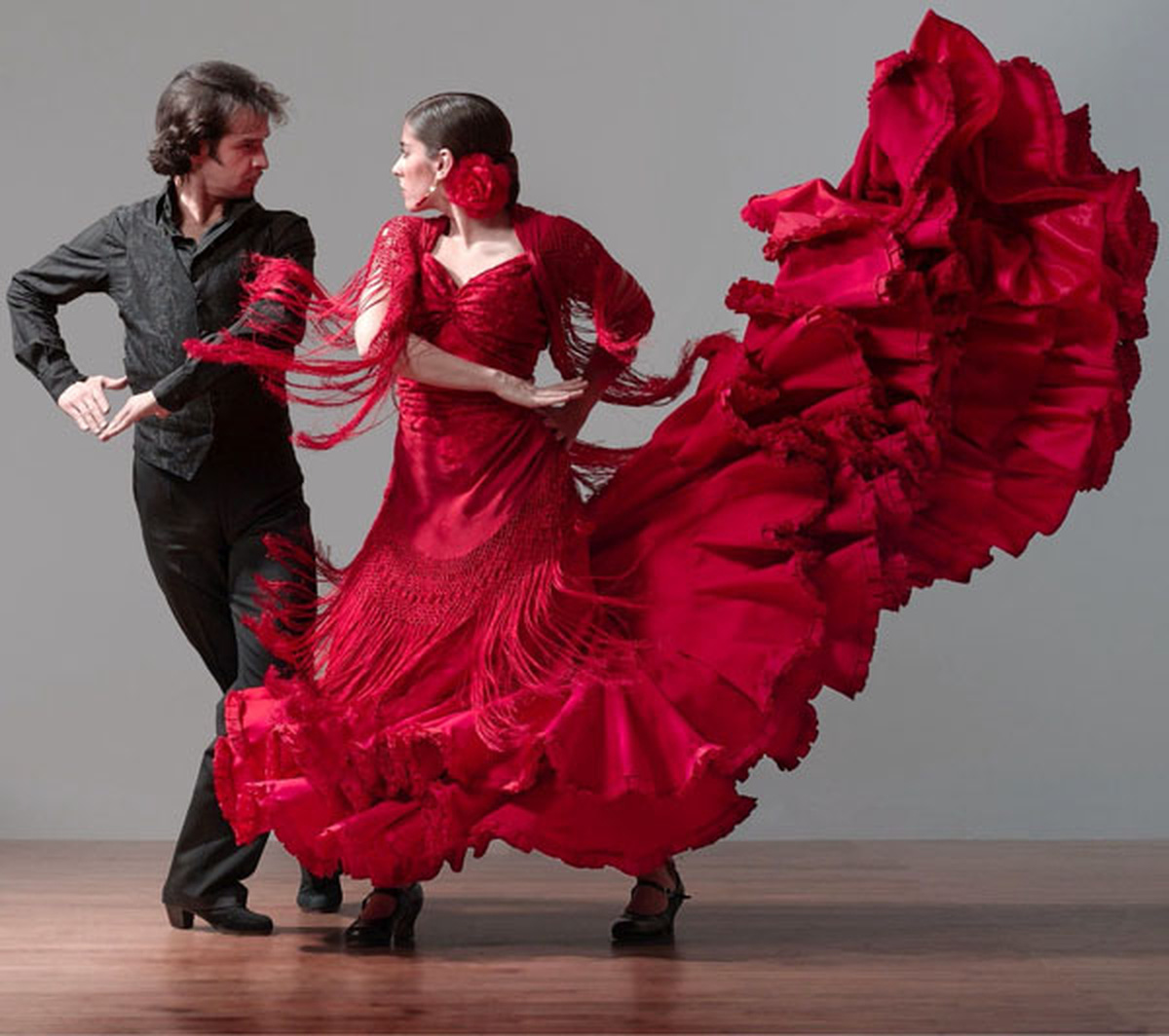 Trang phục flamenco biểu diễn  Trang phục Tây ban nha