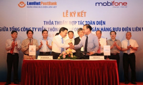 LienVietPostBank, MobiFone cùng phát hành sim mắc-ca