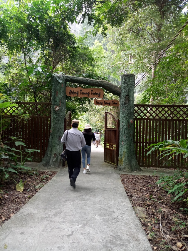 Hành trình khám phá đầy cảm xúc trên Du thuyền Indochine... - Ảnh 12.