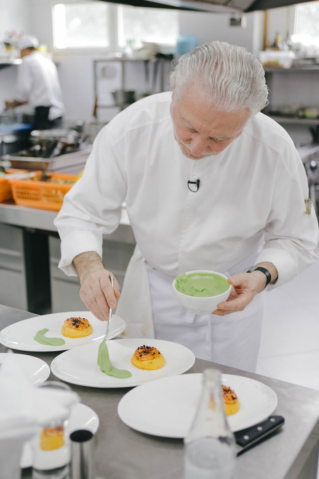 Gặp gỡ bếp trưởng sao Michelin Alain Dutournier tại Press Club - Ảnh 3.