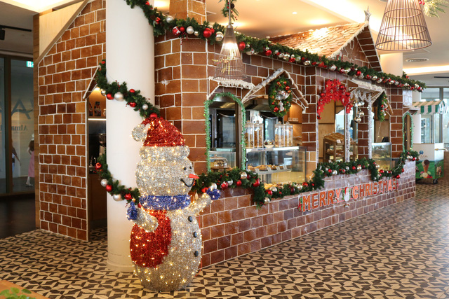 Đón Giáng sinh ở các khách sạn và khu nghỉ dưỡng từ Bắc vào Nam - Ảnh 1.