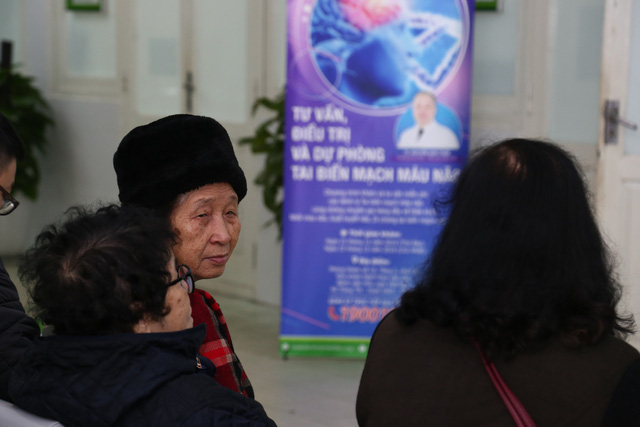 Khoảng 25% ca đột quỵ xảy ra ở những người trẻ tuổi - Ảnh 2.