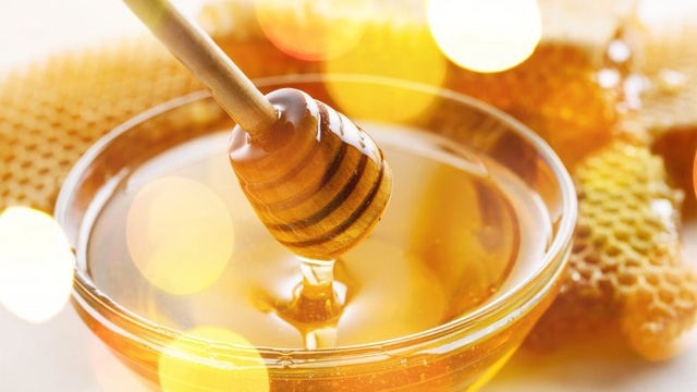 Lợi ích của mật ong khi bạn ăn mỗi ngày - Ảnh 1.