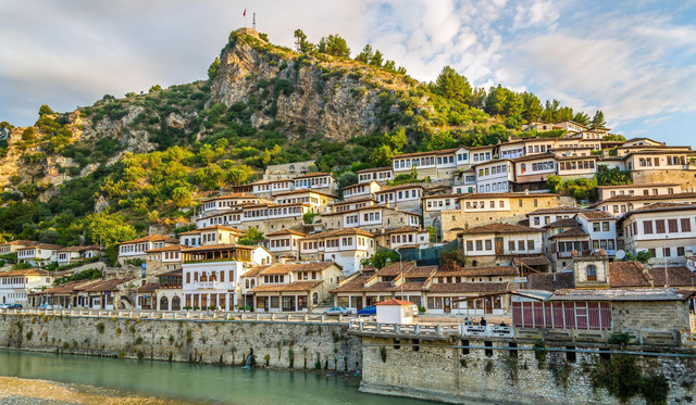 Albania – vùng đất đẹp ẩn mình giữa châu Âu - Ảnh 5.