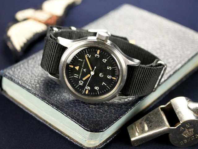 IWC Pilot’s Watch Mark 11: chiếc đồng hồ phi công kinh điển - Ảnh 3.