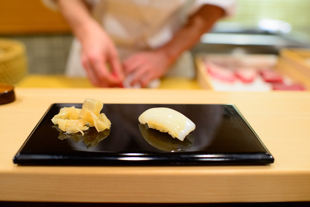 Câu chuyện về nhà hàng sushi ngon nhất thế giới vừa bị tước sao Michelin - Ảnh 4.