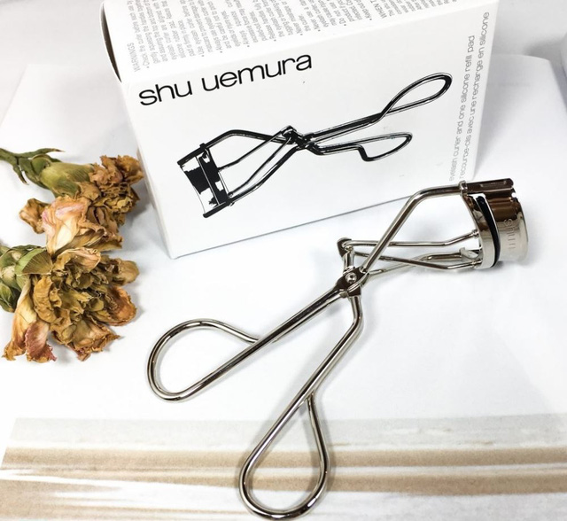 Chọn đúng dụng cụ kẹp mi để trang điểm cho đôi mắt đẹp - Ảnh 3.