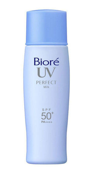 5 kem chống nắng dạng sữa phù hợp cho mùa hè - Ảnh 2.