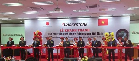 Năng lực sản xuất của nhà máy này dự kiến đạt 25.000 lốp/ngày trong 6 
tháng đầu năm 2016.<br>