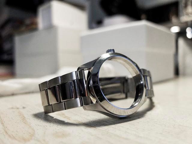 Những phụ kiện thời trang kỳ quặc nhưng vẫn cháy hàng - Ảnh 3.