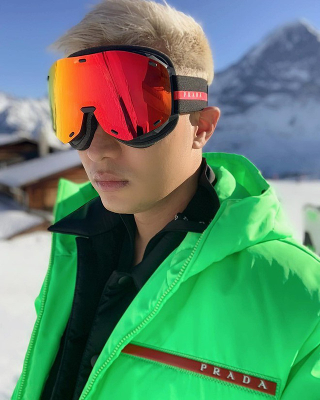 Những phụ kiện thời trang kỳ quặc nhưng vẫn cháy hàng - Ảnh 4.