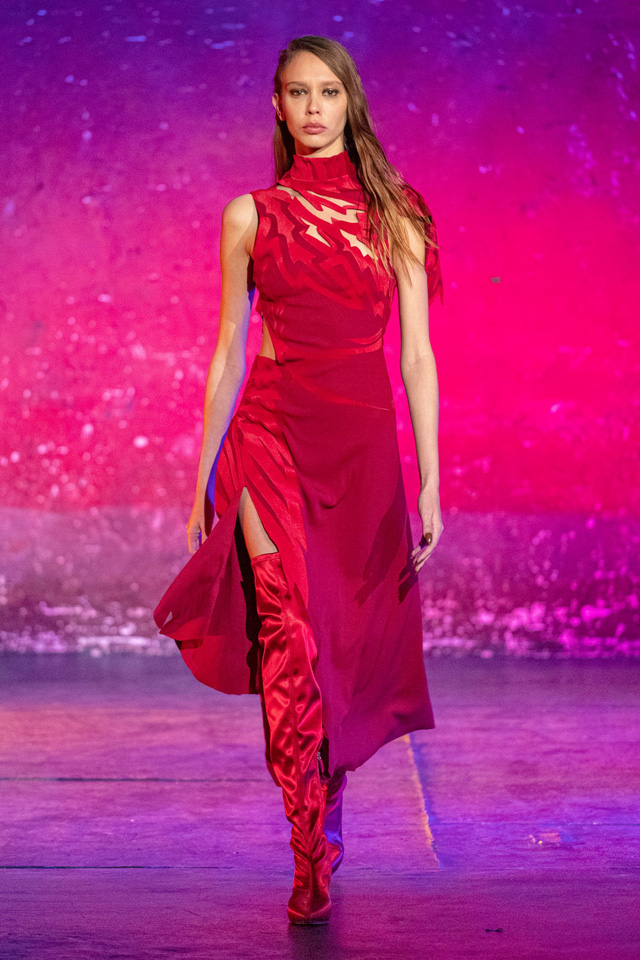 9 xu hướng nổi bật từ sàn diễn Paris Fashion Week 2021 - Ảnh 21.