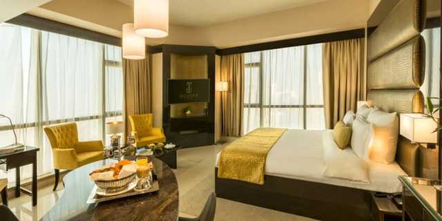 Tham quan khách sạn chọc trời tại Dubai - Ảnh 4.