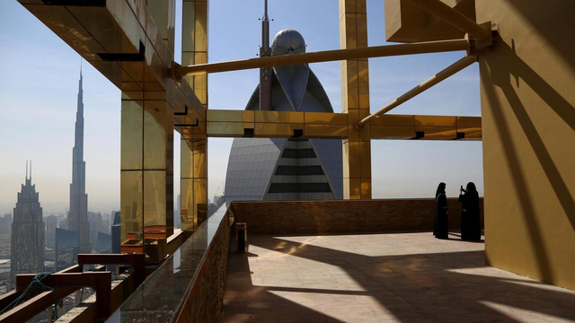 Tham quan khách sạn chọc trời tại Dubai - Ảnh 6.