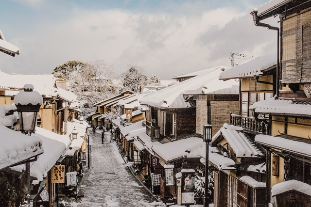 Kyoto mùa đông: cảnh đẹp cố đô chìm trong tuyết trắng - Ảnh 23.