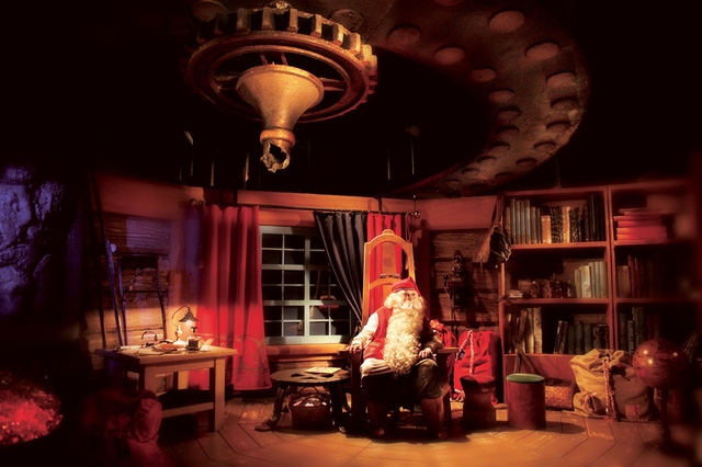 Thăm ngôi làng của ông già Noel giữa mùa Giáng sinh - Ảnh 6.