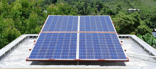 Lắp đặt điện mặt trời áp mái: được hỗ trợ 15% chi phí - Ảnh 1.