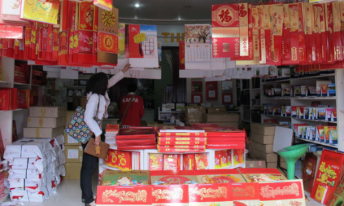 Thị trường lịch Tết 2021 bắt đầu khởi động