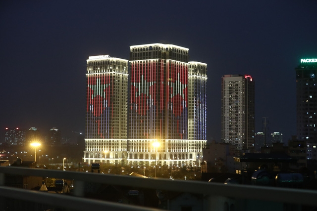 Hà Nội gấp rút hoàn tất việc trang hoàng trước thềm hội nghị thượng đỉnh Mỹ - Triều - Ảnh 5.