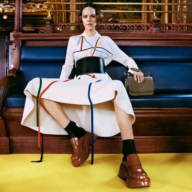 9 xu hướng nổi bật từ s&agrave;n diễn Paris Fashion Week 2021 - Ảnh 5.