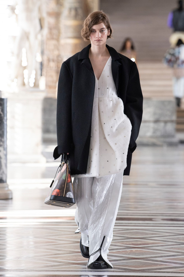 BST Thu Đông 2021 của Louis Vuitton: thành công của Nicolas Ghesquière - Ảnh 12.