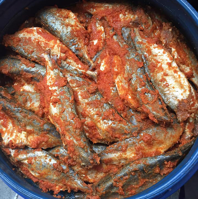 Thương lắm, m&oacute;n ăn mắm muối ng&agrave;y lũ về&hellip; - Ảnh 1.