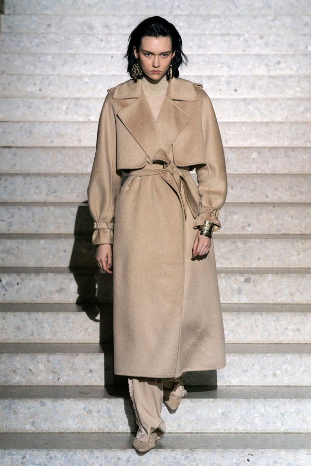 BST Resort 2020 của Max Mara: vẻ đẹp vượt thời gian - Ảnh 4.