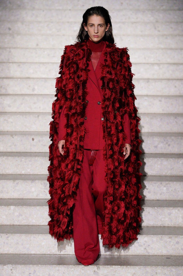 BST Resort 2020 của Max Mara: vẻ đẹp vượt thời gian - Ảnh 9.